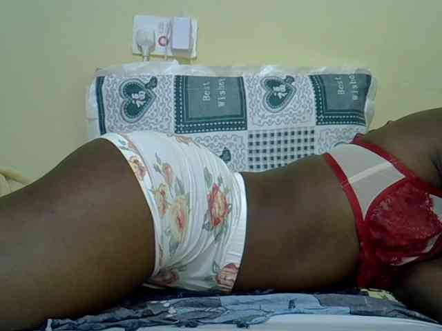 curvy-corazon webcam