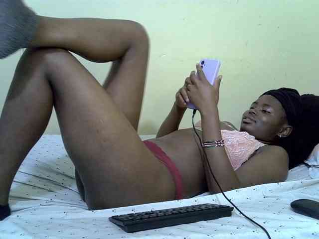 curvy-corazon webcam