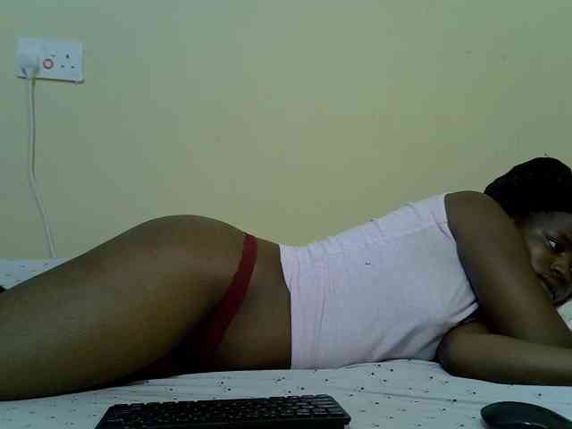 curvy-corazon webcam