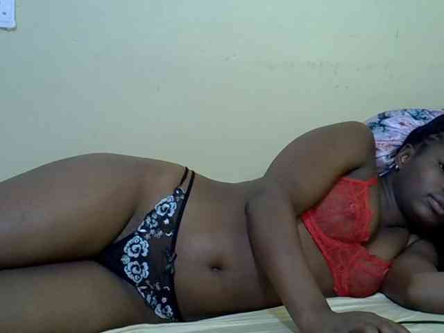 curvy-corazon webcam