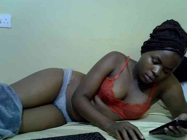 curvy-corazon webcam