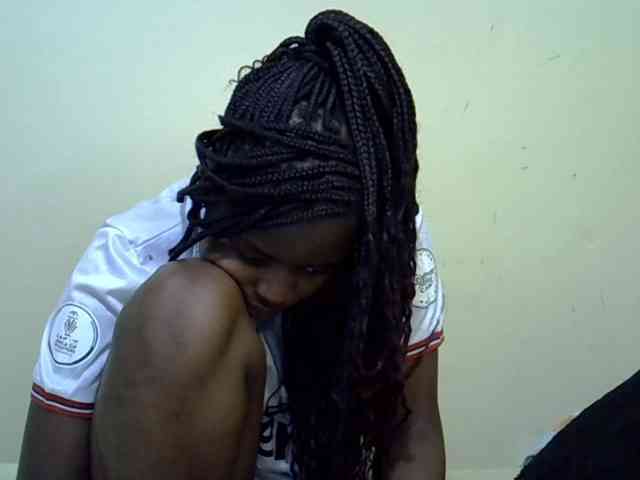 curvy-corazon webcam
