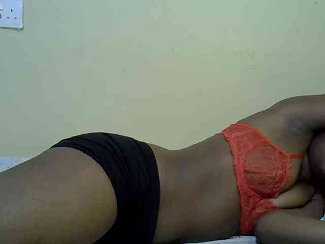 curvy-corazon webcam