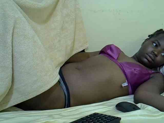 curvy-corazon webcam