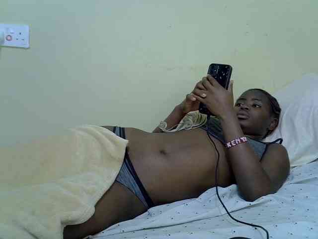 curvy-corazon webcam