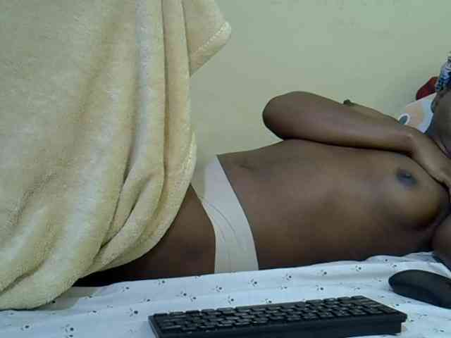 curvy-corazon webcam