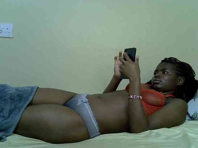 curvy-corazon webcam