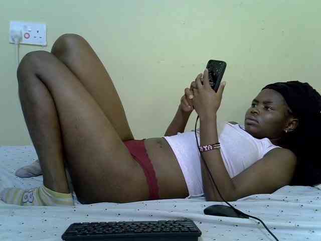 curvy-corazon webcam