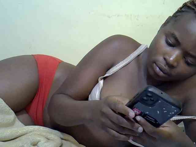curvy-corazon webcam