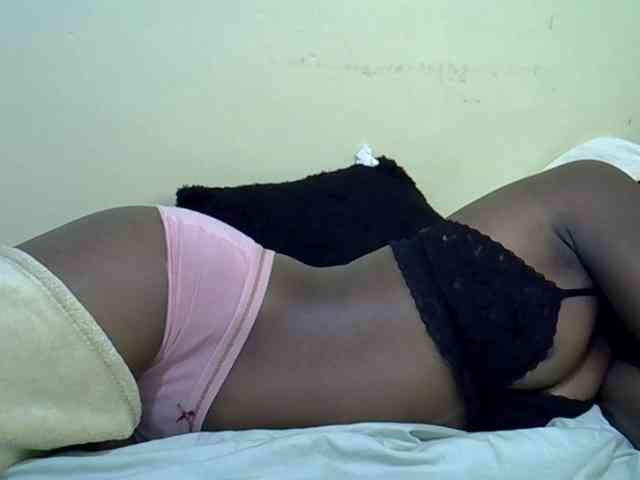 curvy-corazon webcam