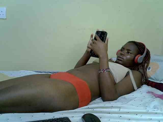curvy-corazon webcam