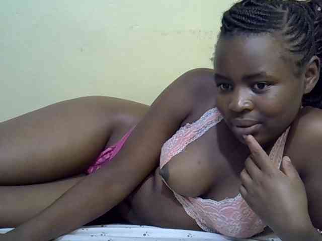 curvy-corazon webcam