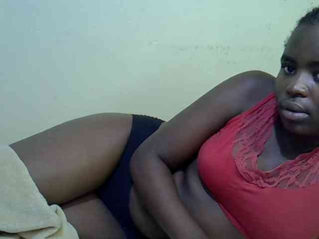 curvy-corazon webcam