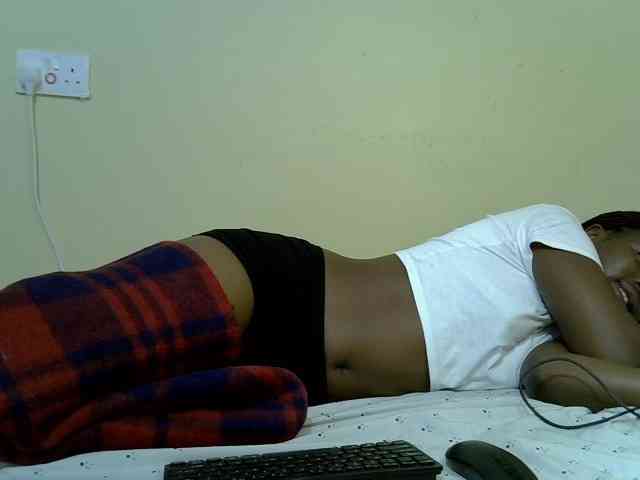 curvy-corazon webcam