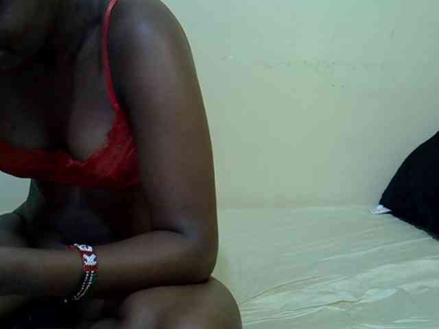curvy-corazon webcam