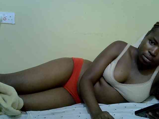 curvy-corazon webcam