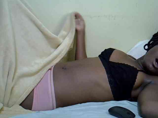 curvy-corazon webcam
