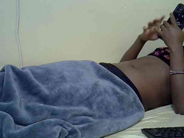 curvy-corazon webcam