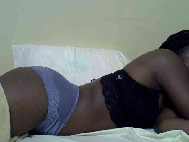 curvy-corazon webcam