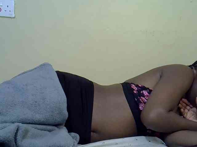 curvy-corazon webcam