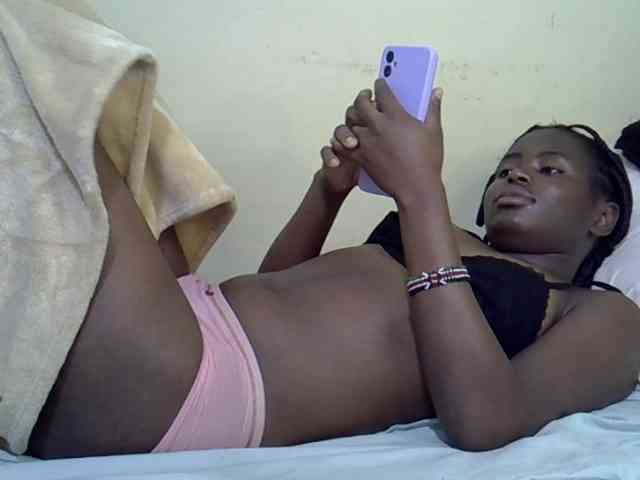 curvy-corazon webcam