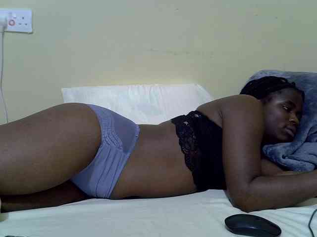 curvy-corazon webcam