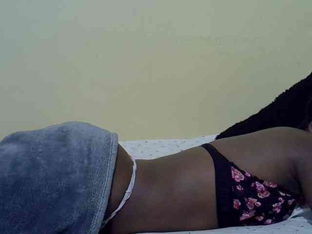curvy-corazon webcam