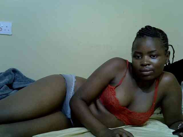 curvy-corazon webcam