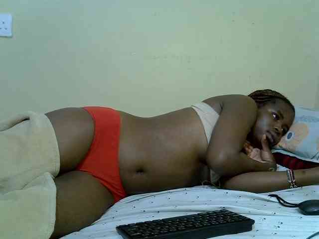 curvy-corazon webcam