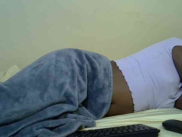 curvy-corazon webcam