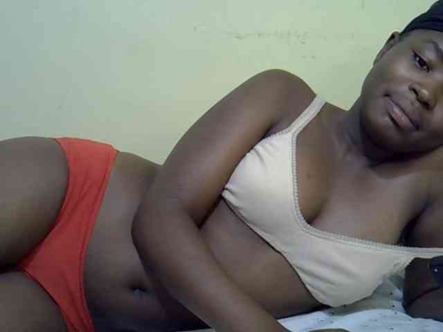 curvy-corazon webcam