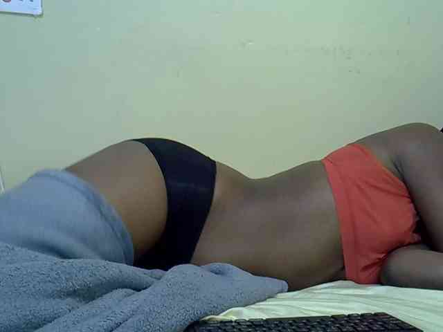 curvy-corazon webcam