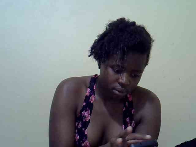 curvy-corazon webcam