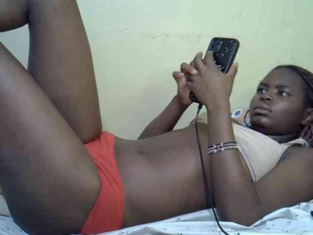 curvy-corazon webcam