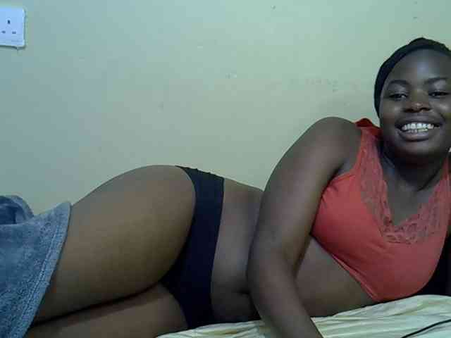 curvy-corazon webcam