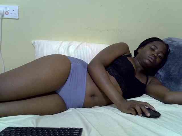 curvy-corazon webcam