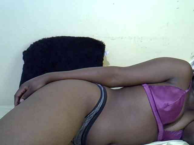 curvy-corazon webcam