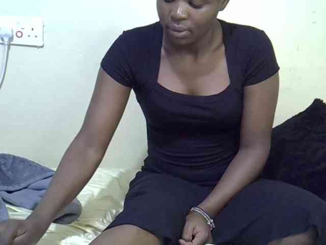 curvy-corazon webcam