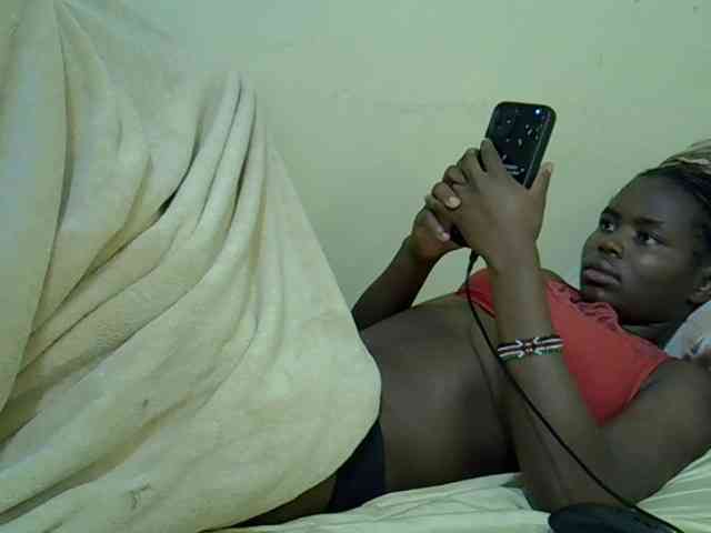 curvy-corazon webcam