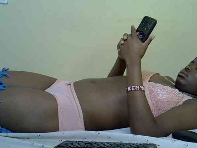 curvy-corazon webcam