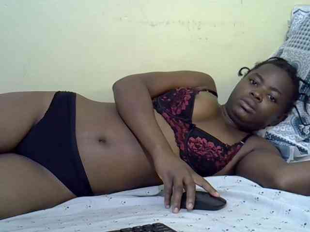curvy-corazon webcam