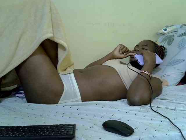 curvy-corazon webcam