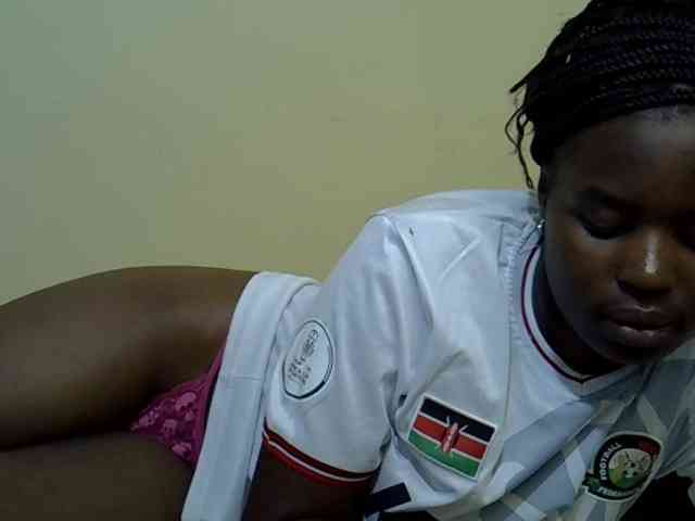 curvy-corazon webcam