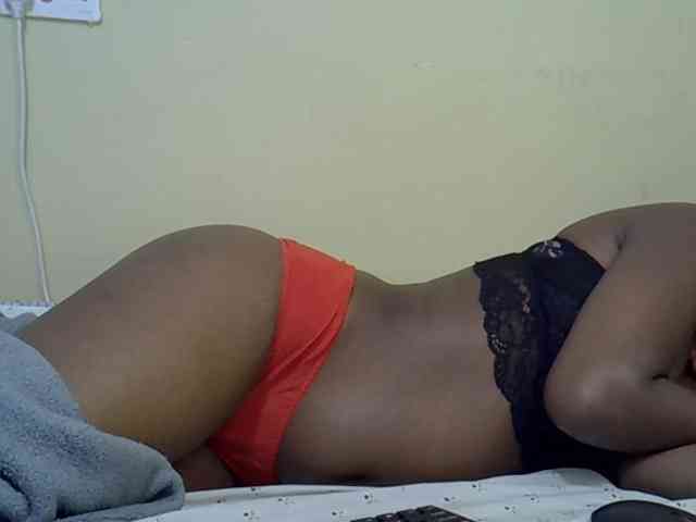 curvy-corazon webcam