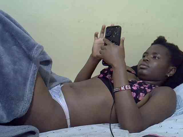 curvy-corazon webcam