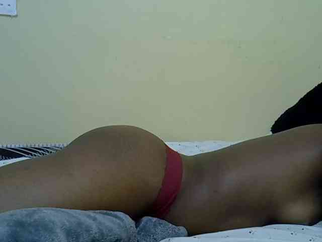 curvy-corazon webcam