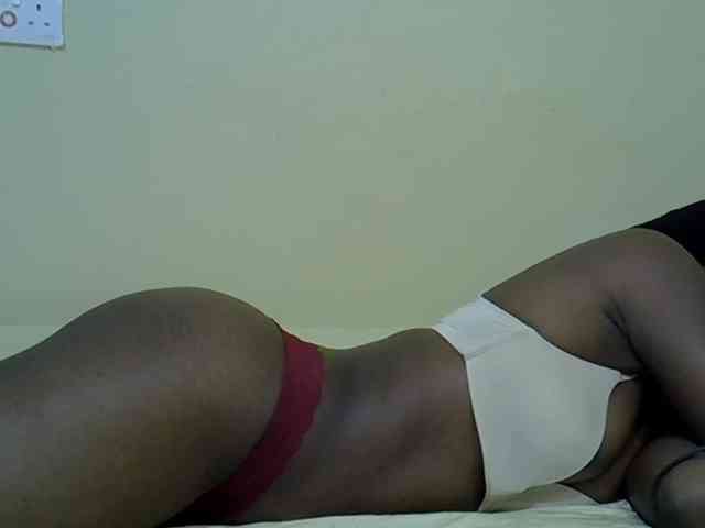 curvy-corazon webcam