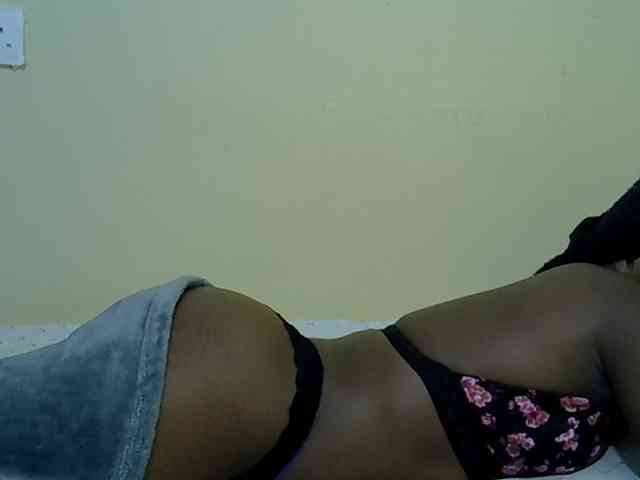 curvy-corazon webcam