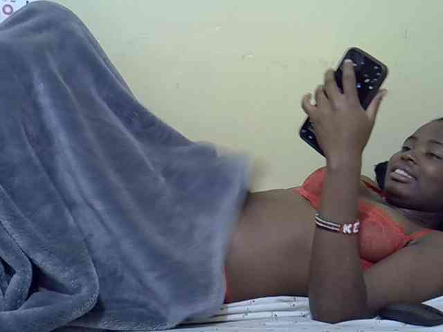 curvy-corazon webcam