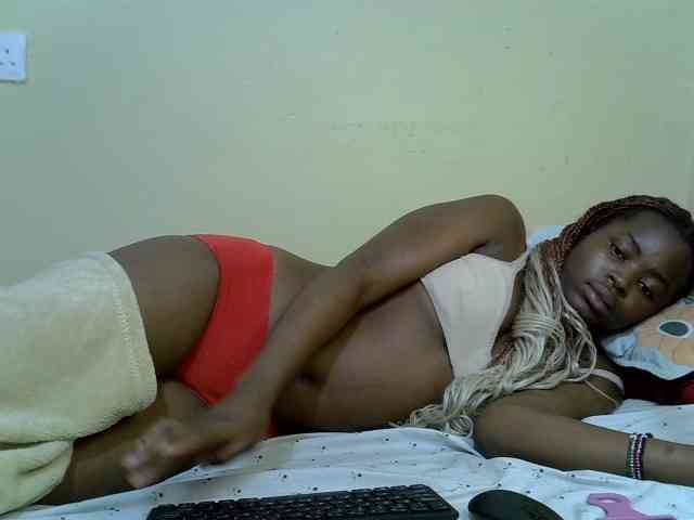 curvy-corazon webcam